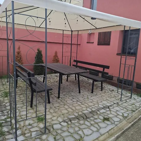 Sara סובוטיקה