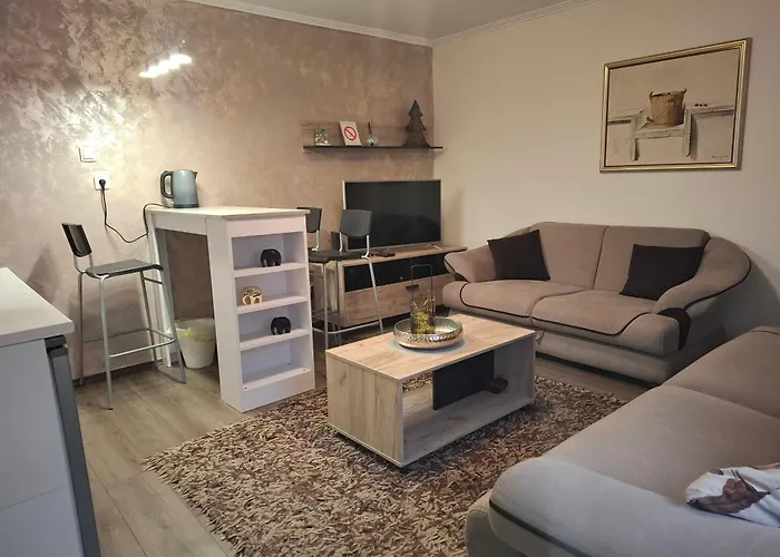 Sara * סובוטיקה